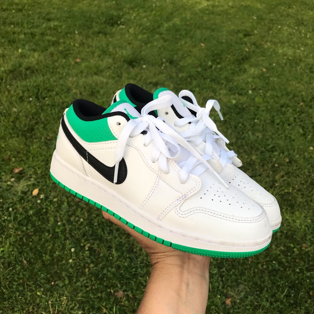 AIR JORDAN 1 LOW (GS) 4.5 YOUTH